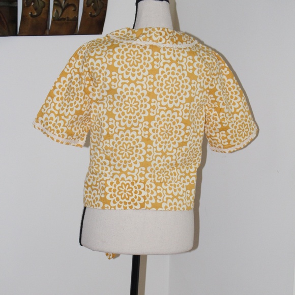 Pretty Vacant, floral retro look with button down & Peter Pan collar shirt - Picture 2 of 7